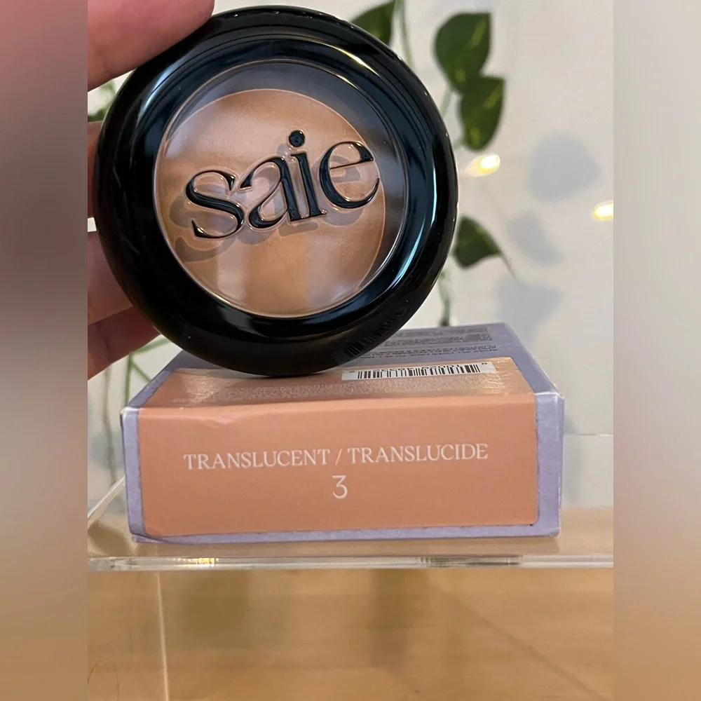 Saie Slip Tint Undetectable Baked Setting Powder — Nude (Light Beige)